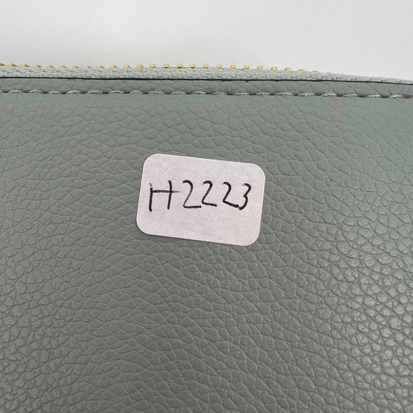 Victoria's Secret The Victoria Zip Around Leather Croc Wallet Color Palm L NWT - Picture 9 of 10